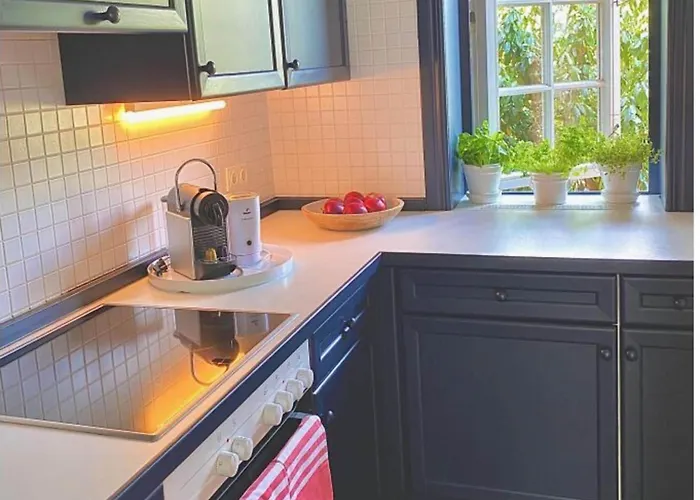 Schroeder's House House 1b